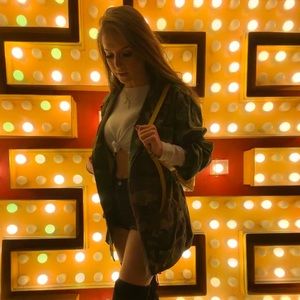 Meet your Posher, Trinity